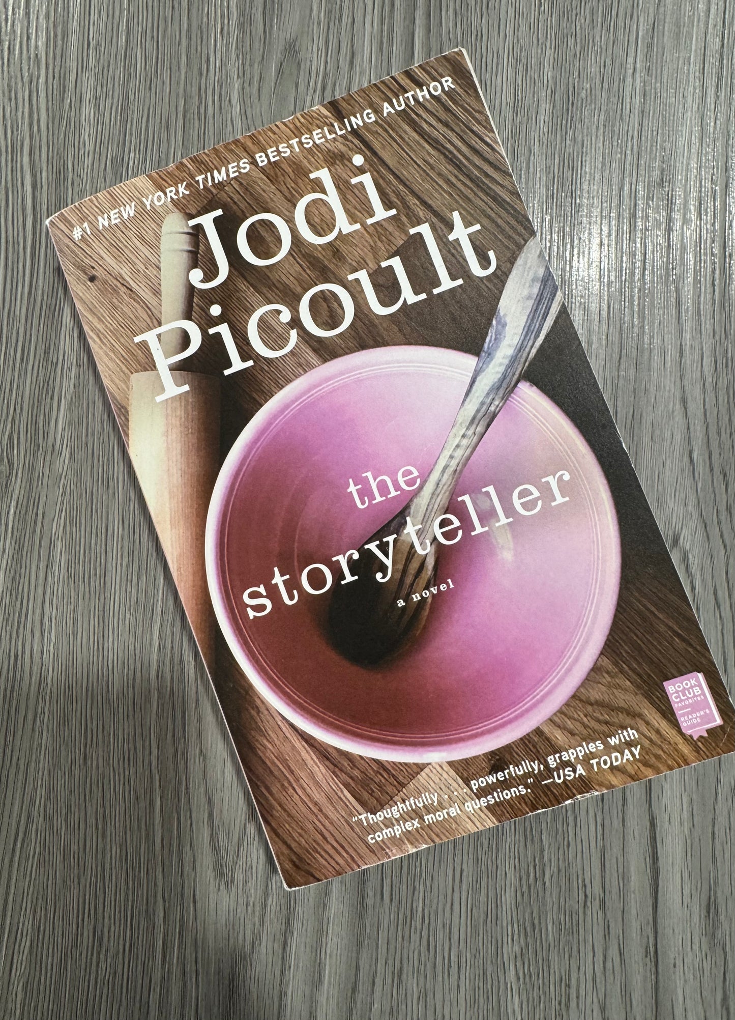 The Storyteller by Jodi Picoult-Used
