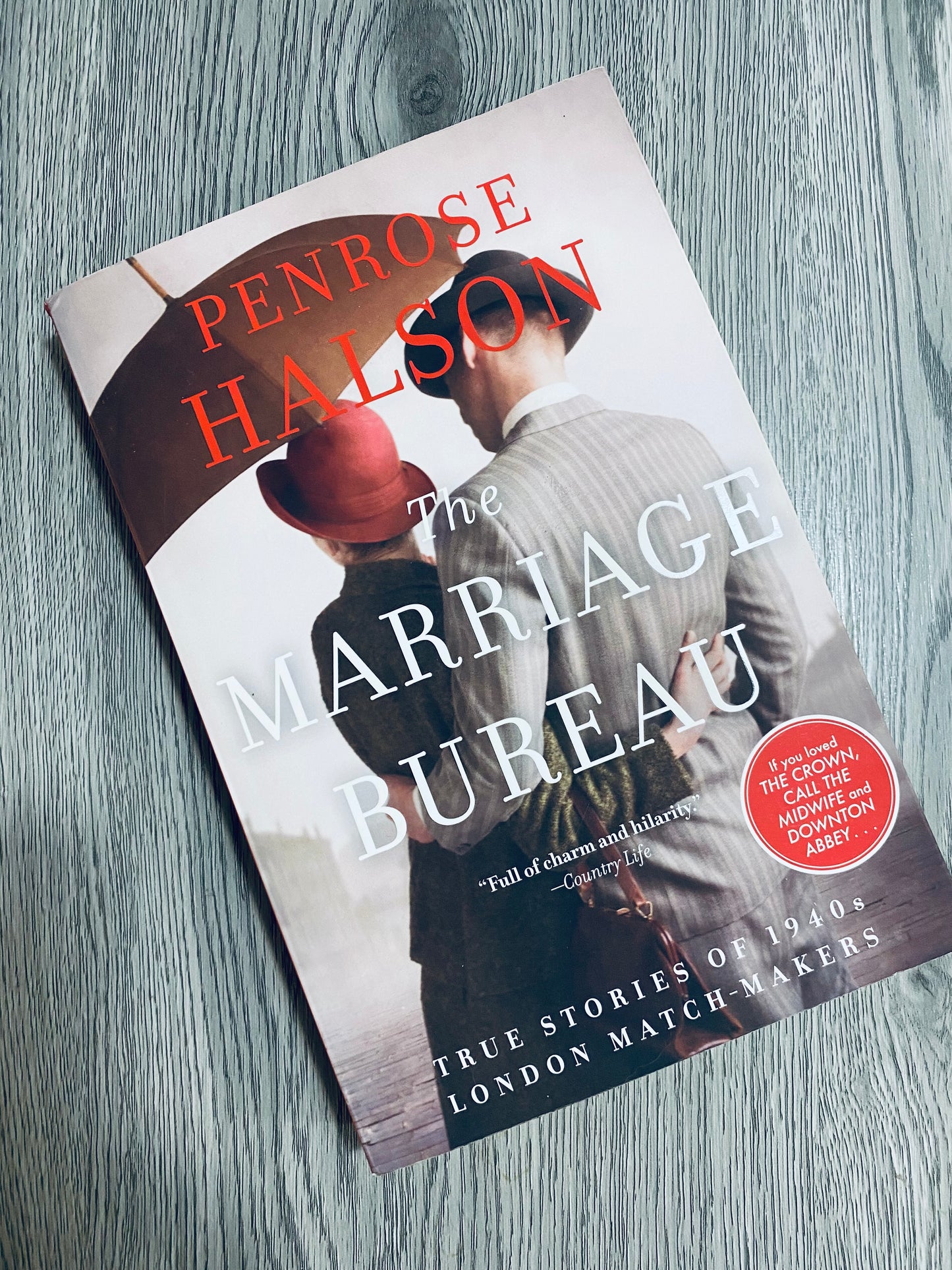 The Marriage Bureau: he True Story of How Two Matchmakers Arranged Love in Wartime London by Penrose Halson-Used