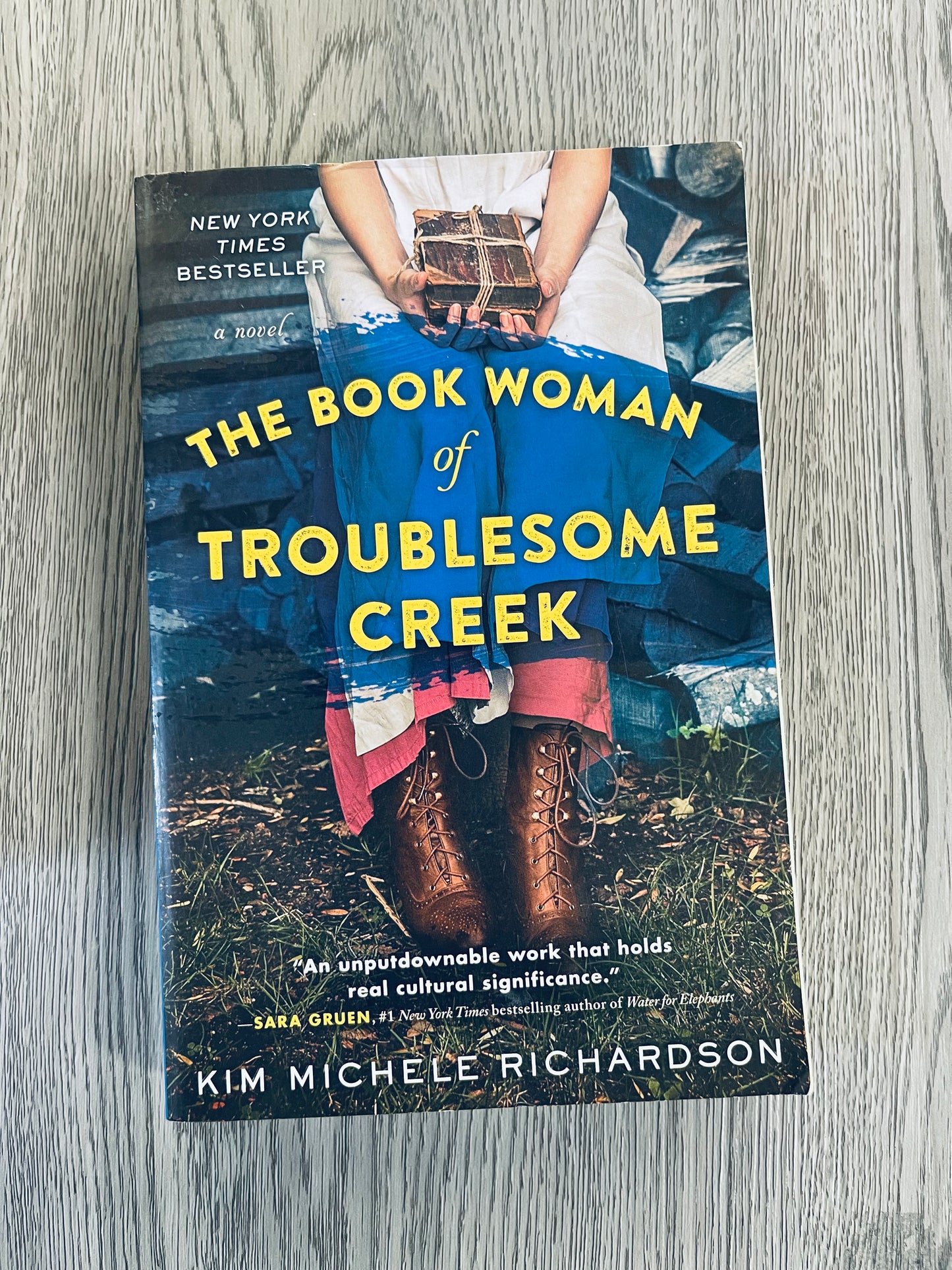 The Book Woman of Troublesome Creek ( The Book Woman of Troublesome Creek #1) by Kim Michele Richardson-Used