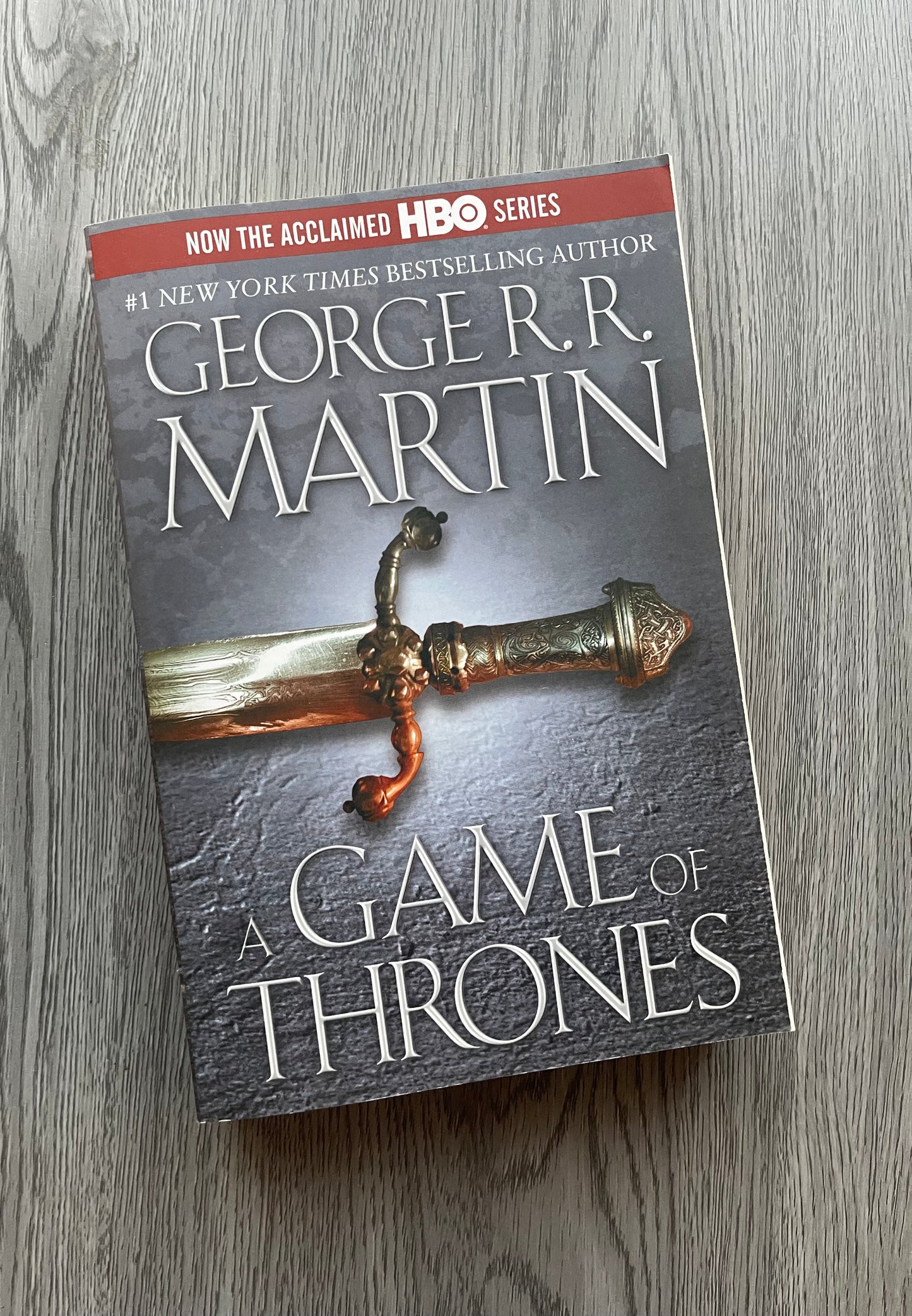 A Game of Thrones (A Song of Ice and Fire #1 ) by George R.R Martin -Used