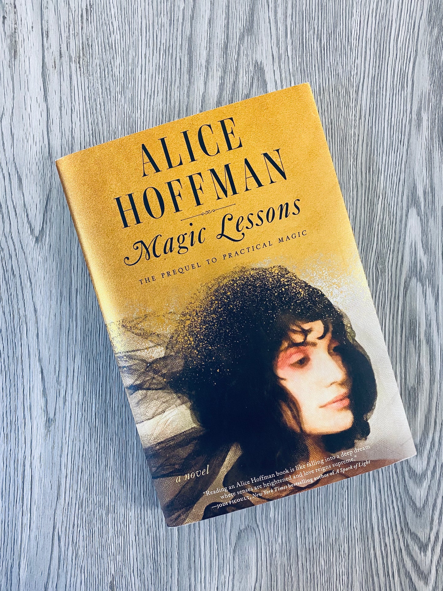 Magic Lessons (Practical Magic #0.1) by Alice Hoffman-Used