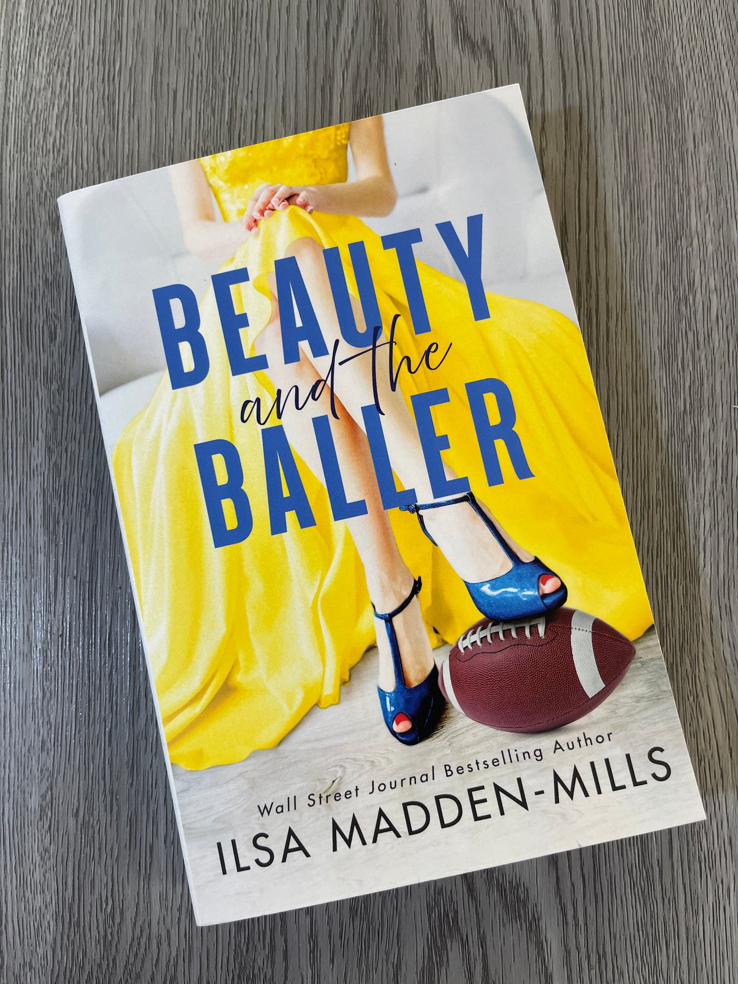 Beauty and the Baller ( Strangers in Love #1) by Isla Madden-Mills-Used