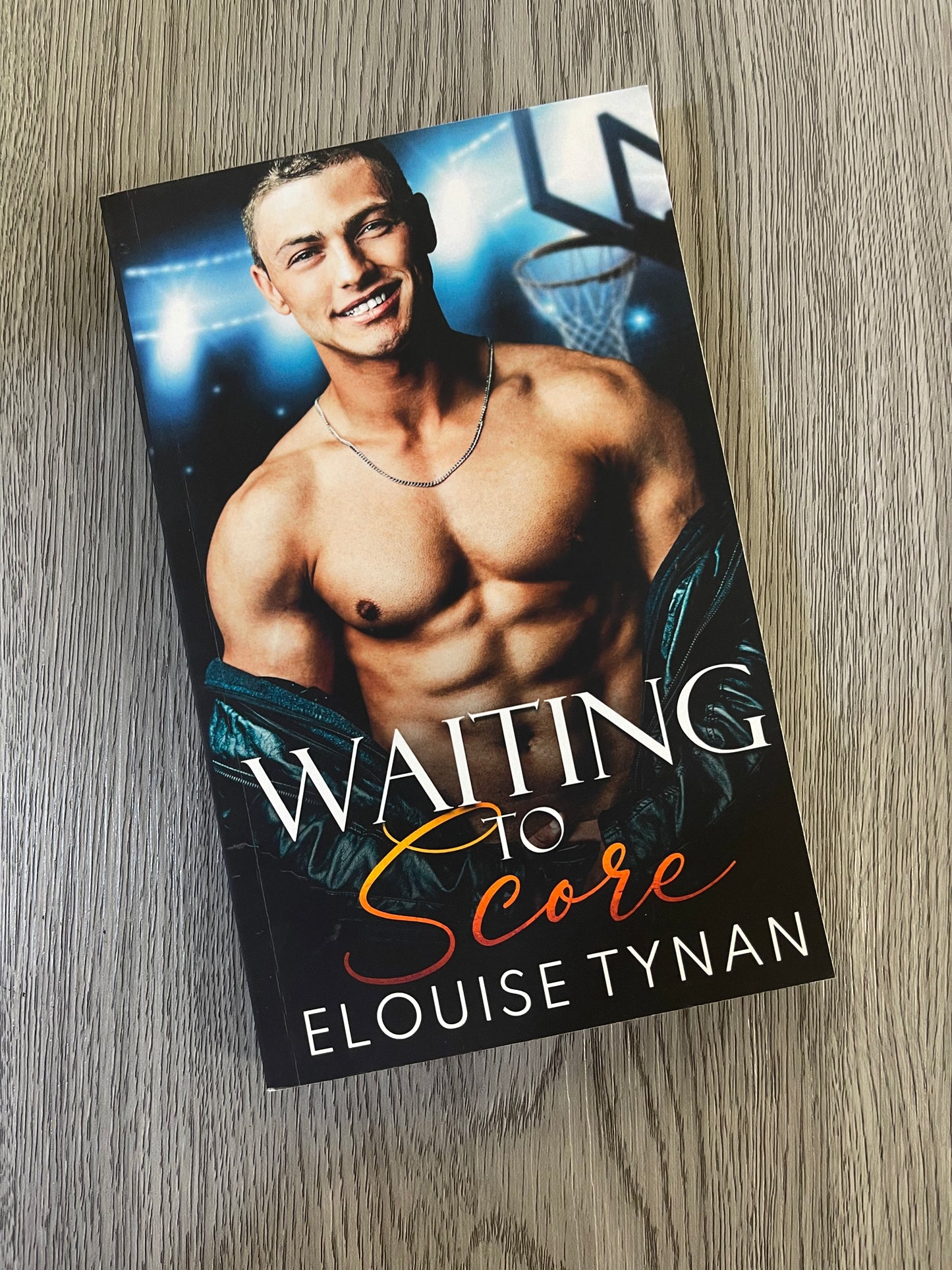 Waiting to Score (Pierson U #1 ) by Elouise Tynan-Used