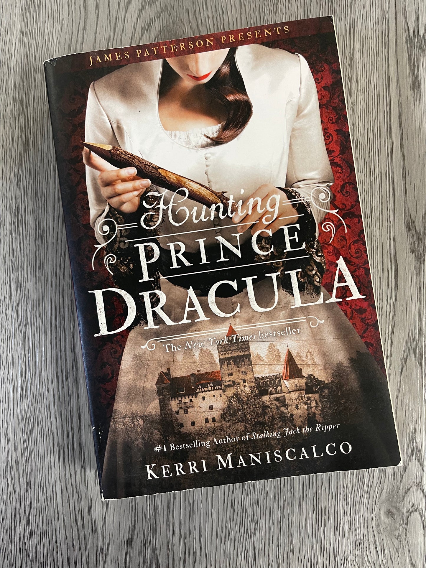 Hunting Prince Dracula (Stalking Jack the Ripper #2) by Keri Maniscalco-Used