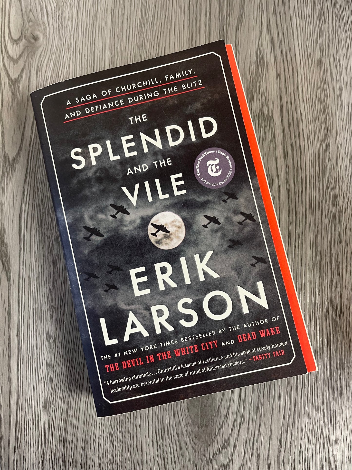 The Splendid and the Vile: A Saga of Churchill, Family, and Defiance During the Blitz by Erik Larson-Used