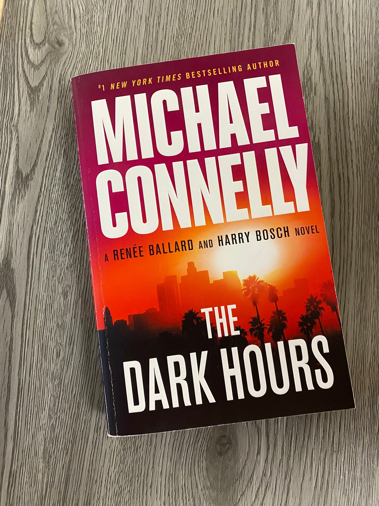 The Dark Hours ( Renée Ballard #4) by Michael Connelly-Used