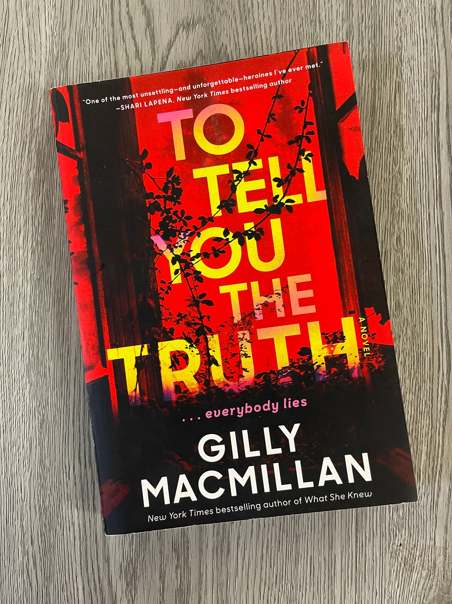 To Tell You The Truth by Gilly MacMillan-Used