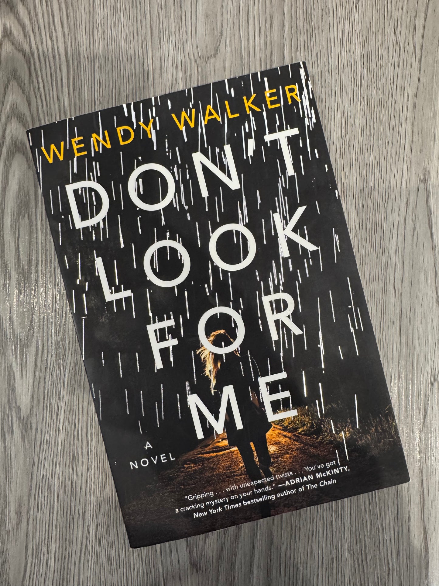 Don't Look for Me by Wendy Walker-Used