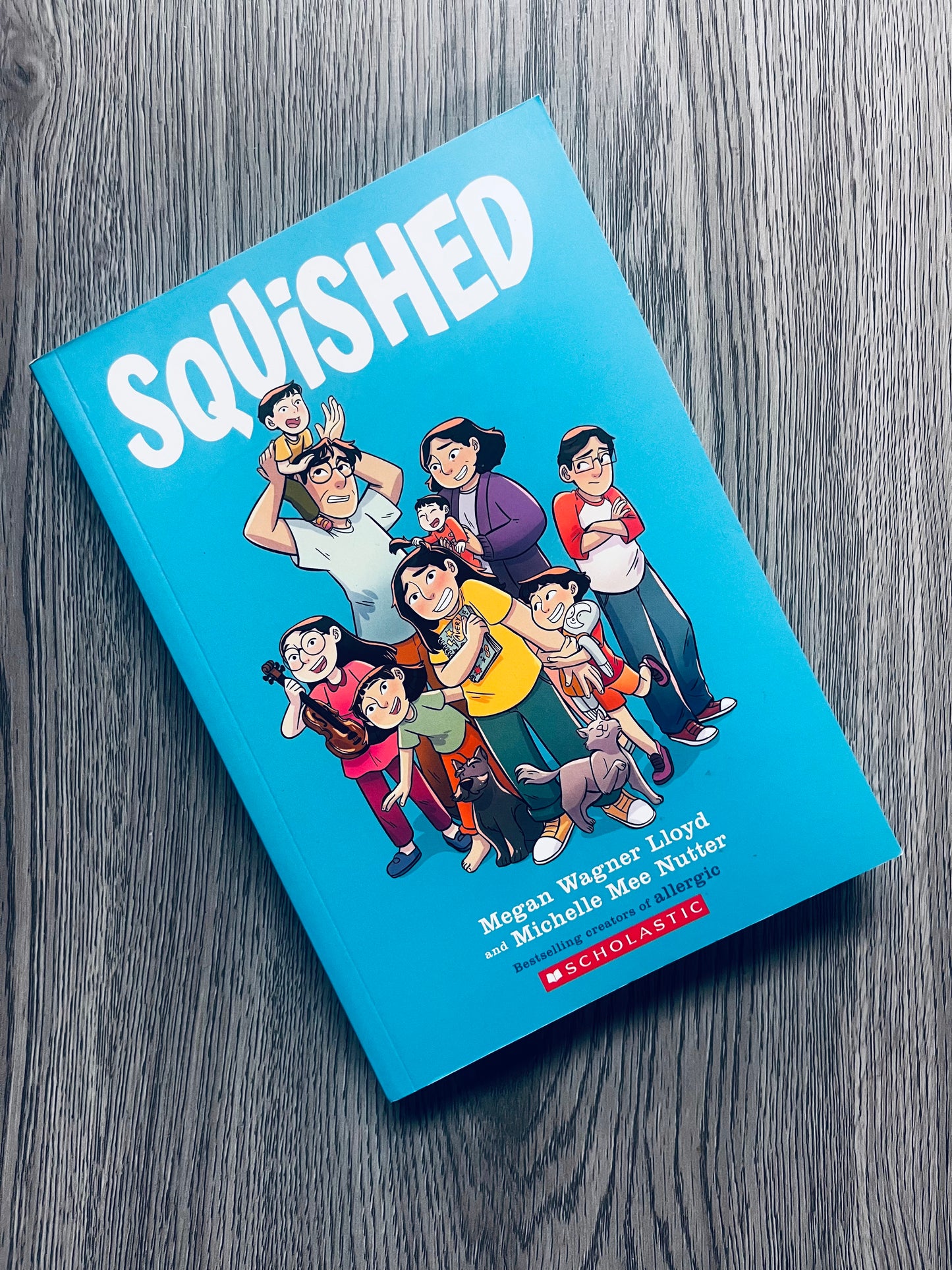 Squished by Megan Wagner Lloyd - Graphic Novel-Used