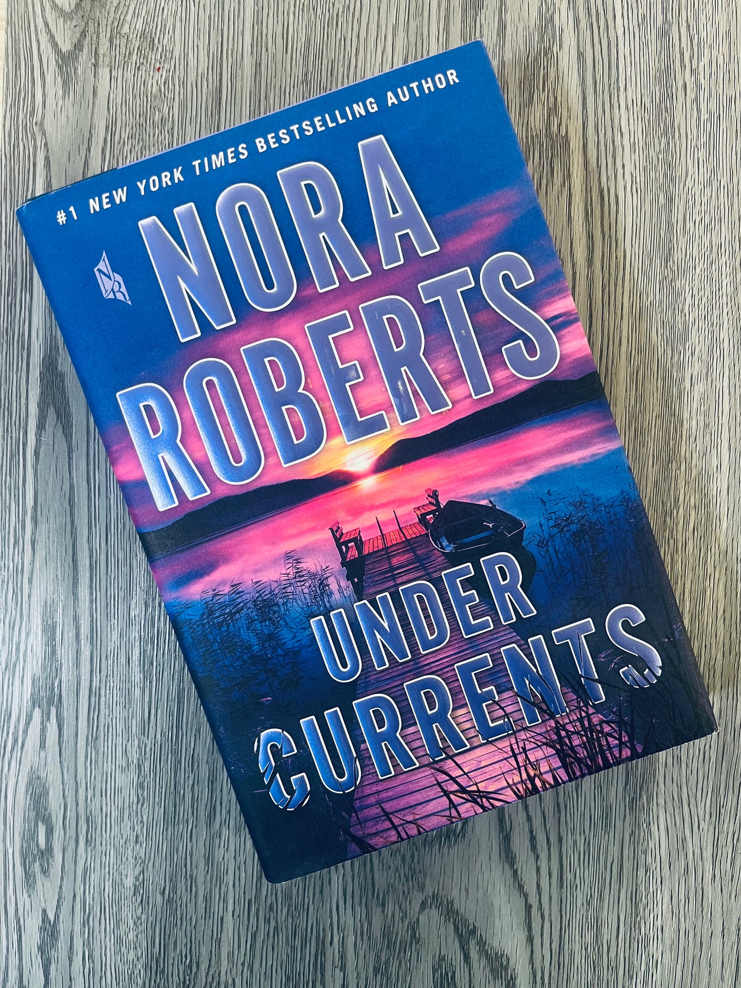 Under Currents by Nora Roberts - Hardcover Used
