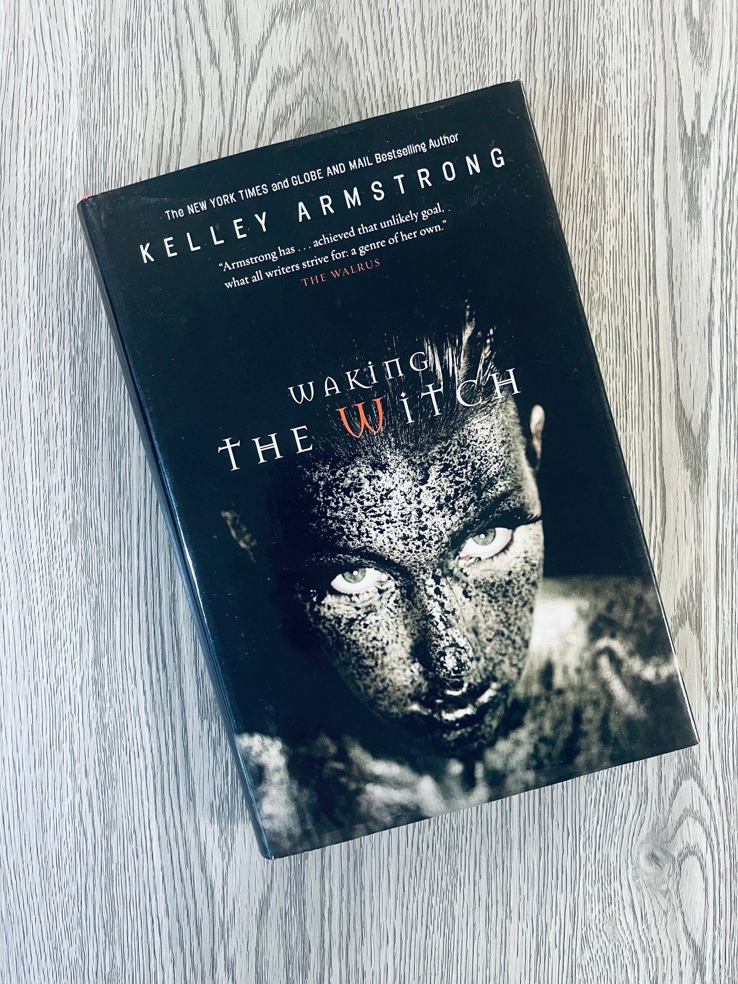 Waking the Witch (Otherworld #11) by Kelley Armstrong - Used
