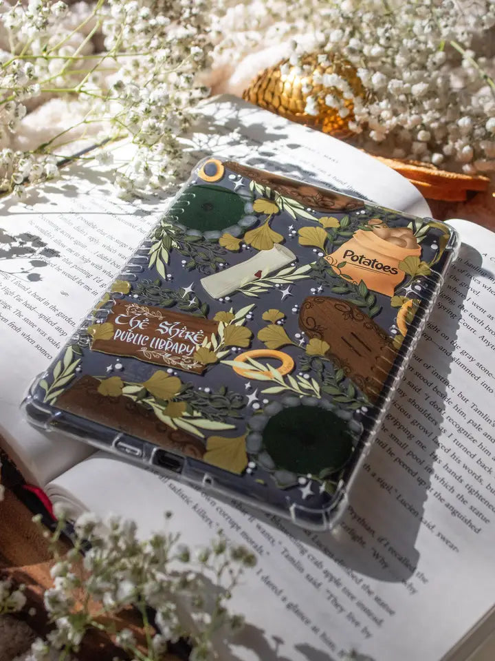 Soft Slim Kindle Cases by Maeggie Moos