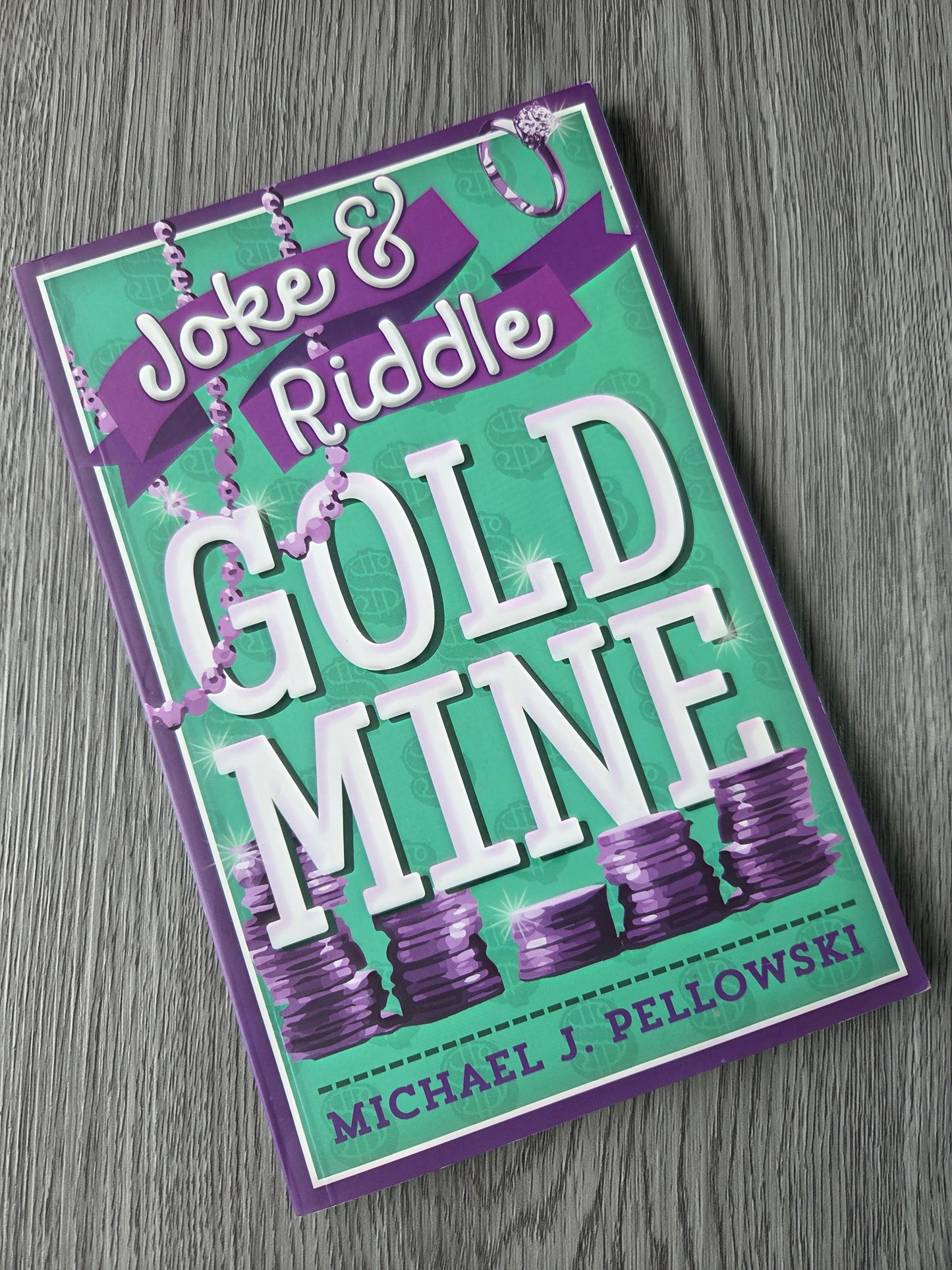 Joke & Riddle Gold Mine by Michael J Pellowski-Used