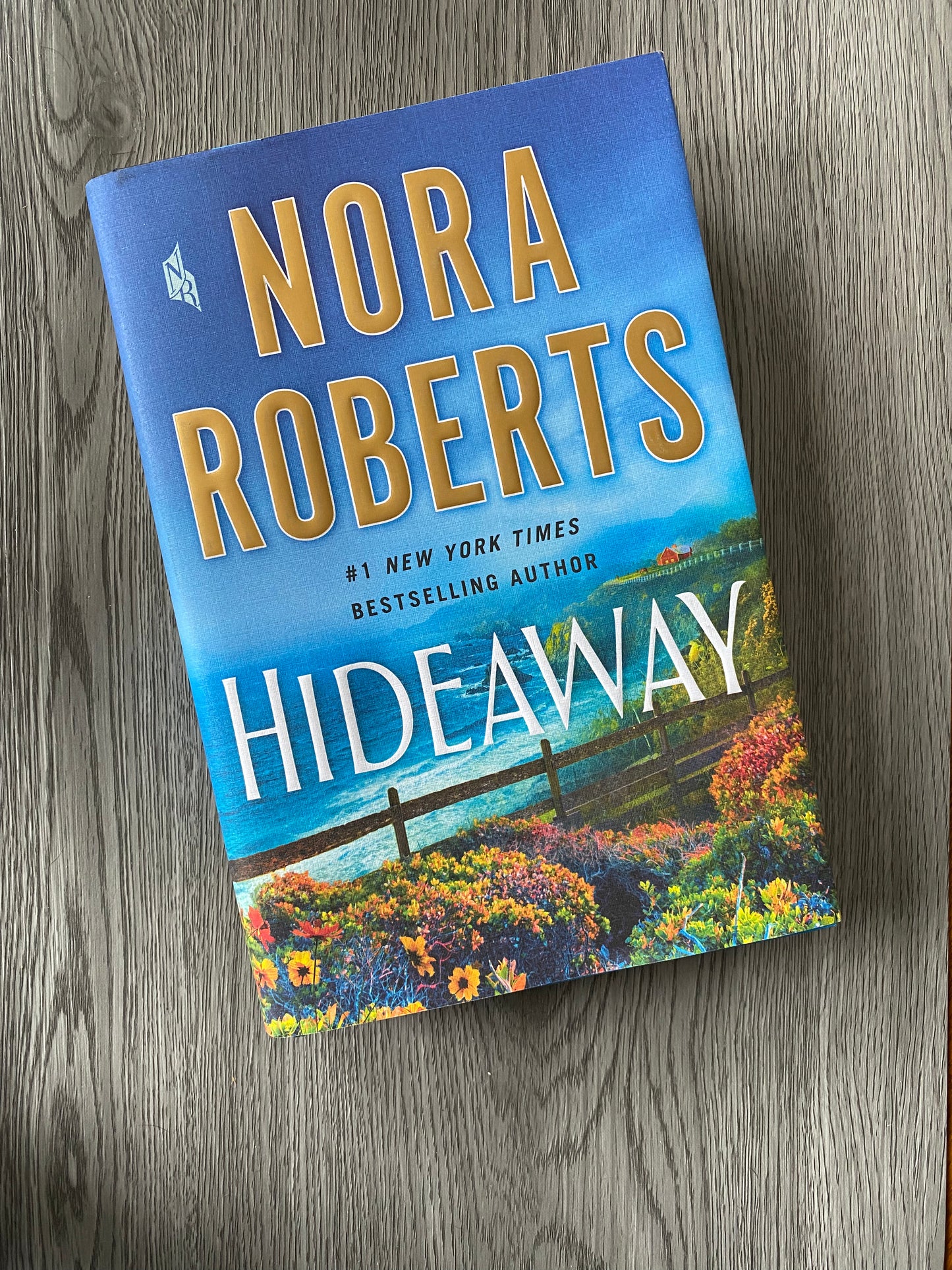 Hideaway by Nora Roberts - Hardcover Used