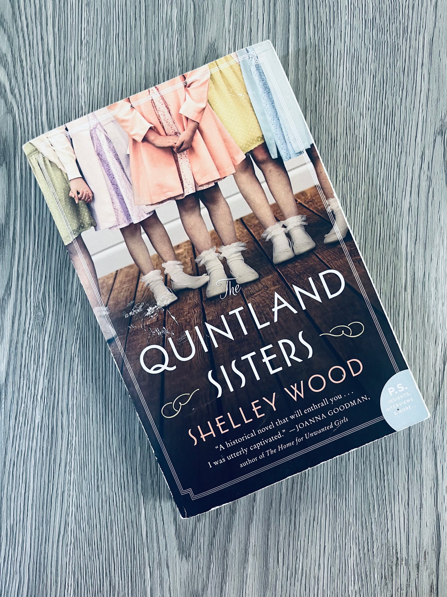 The Quintland Sisters by Shelly Wood-Used