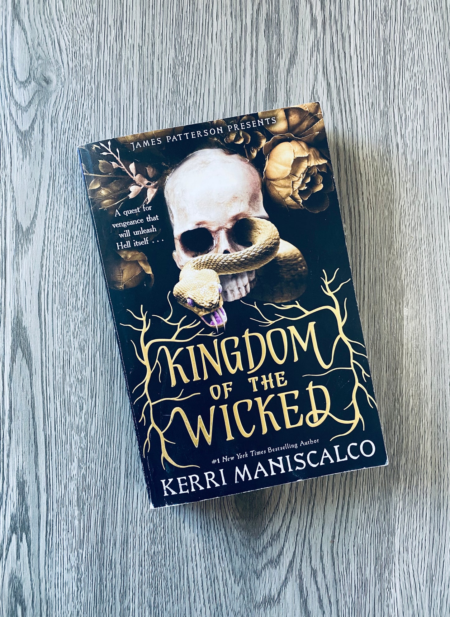 Kingdom of the Wicked (Kingdom of the Wicked #1) by Kerri Maniscalco