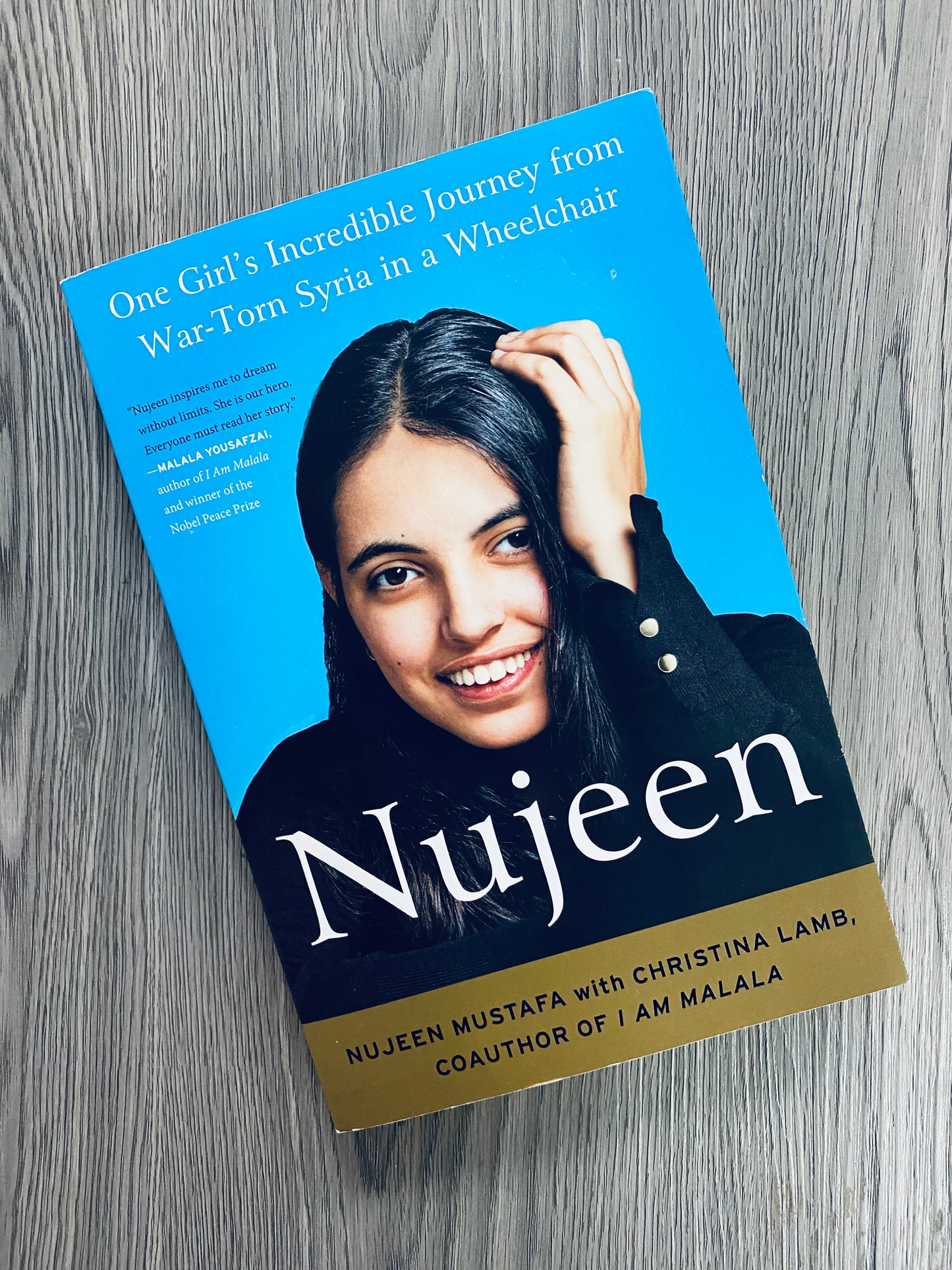 Nujeen: One Girl's Incredible Journey from War-torn Syria in a Wheelchair by Nujeen Mustafa, Christina Lamb-Used