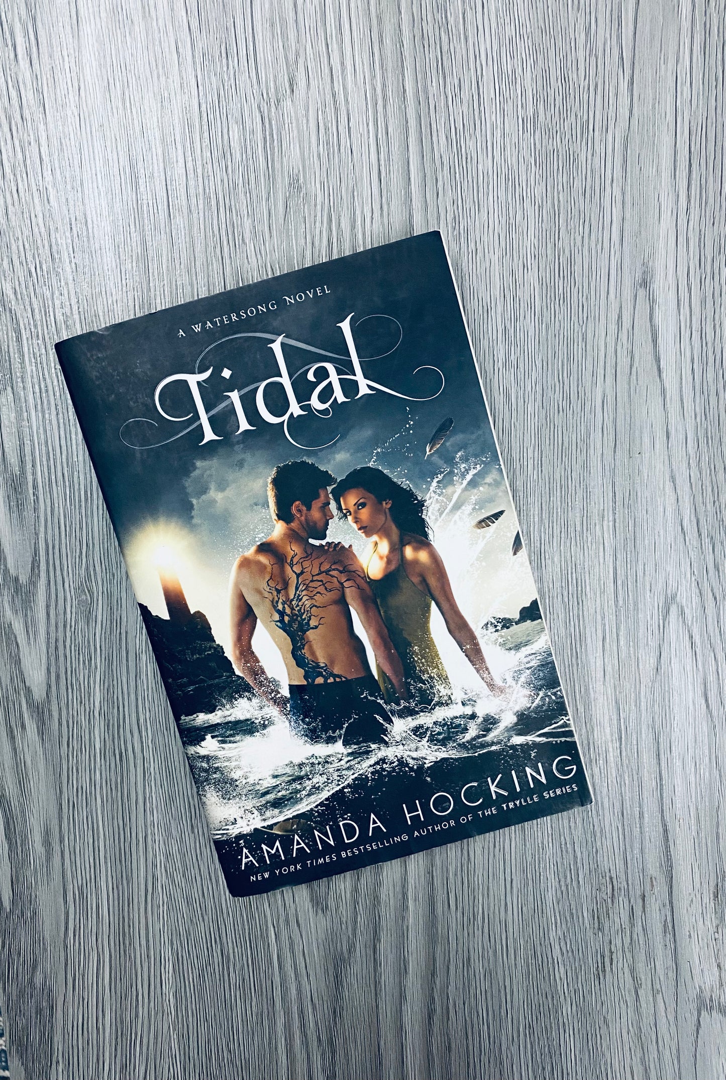 Tidal (Watersong #3) by Amanda Hocking-Used