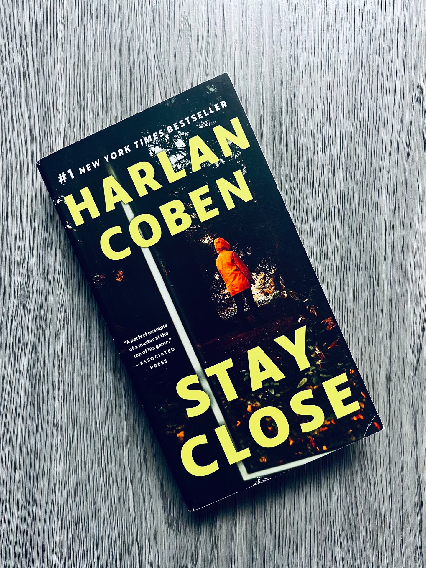 Stay Close by Harlan Coben-Used