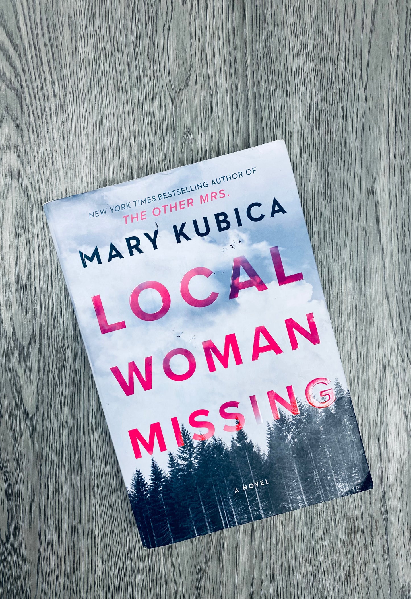 Local Woman Missing by Mary Kubica-Used