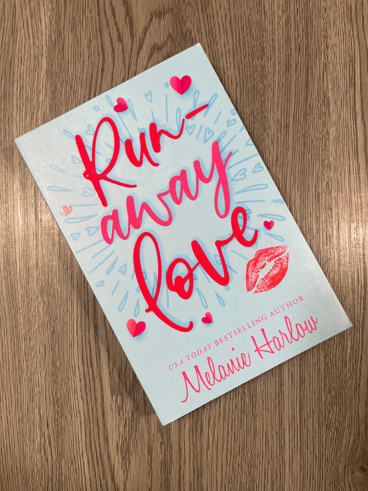 Runaway Love (Cherry Tree Harbor #1) by Melanie Harlow - Used