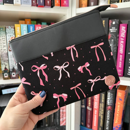 Horizontal Zipper Ereader Sleeves by Visuallyvee