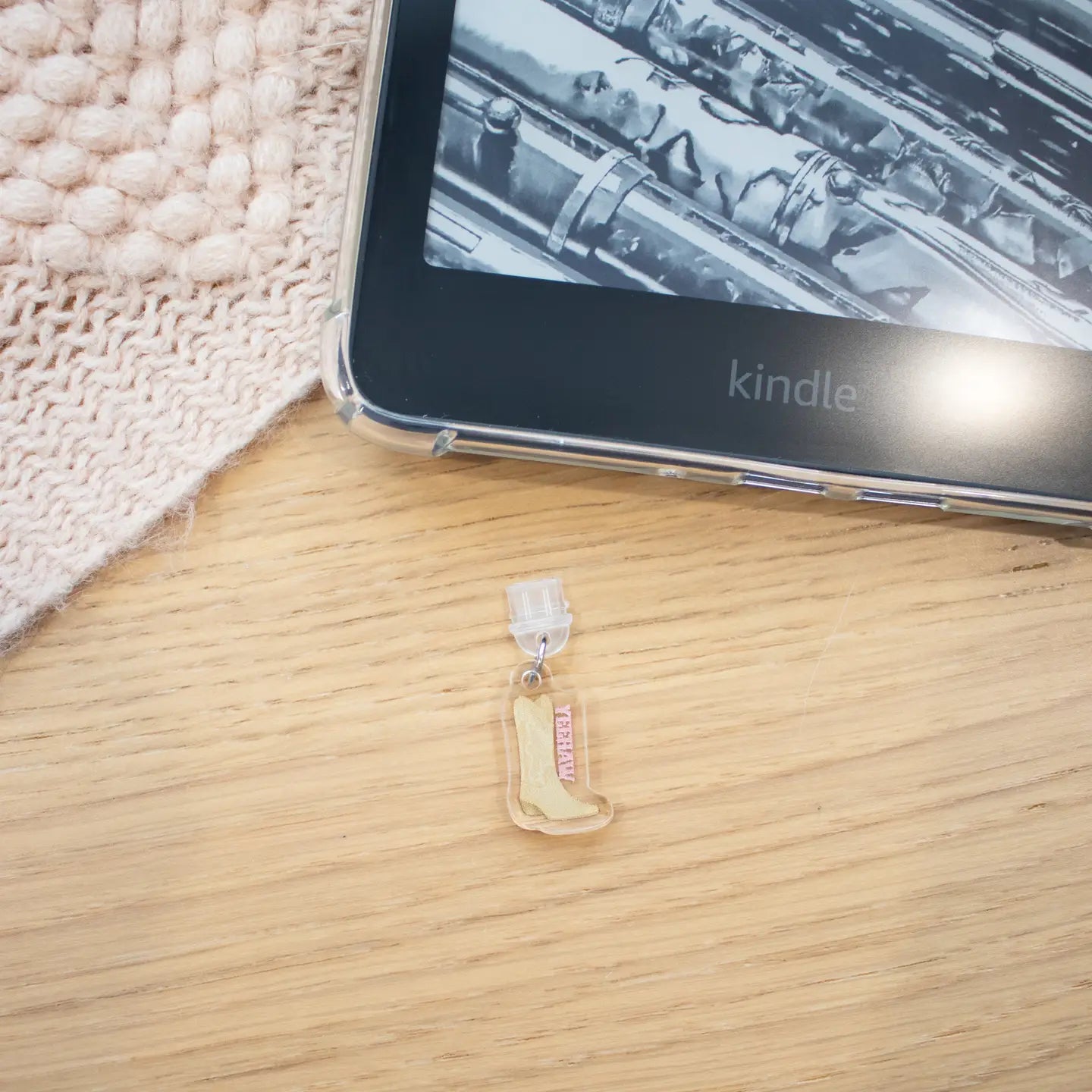 Little Inklings Kindle/Phone Charm USB-C