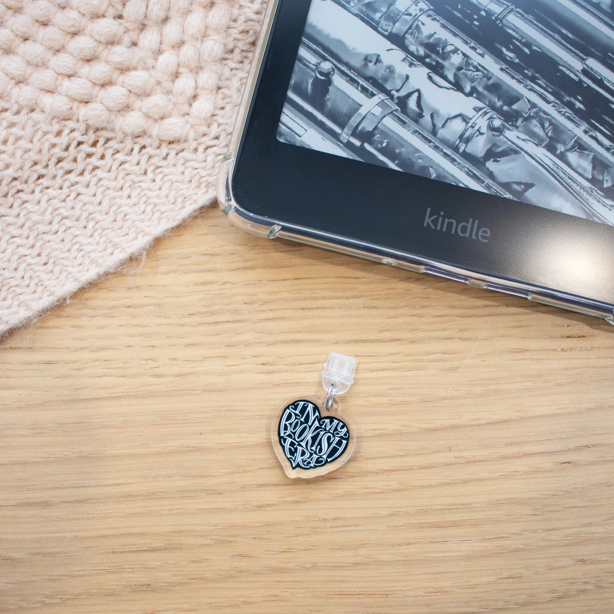 Kindle/Phone Charm USB-C
