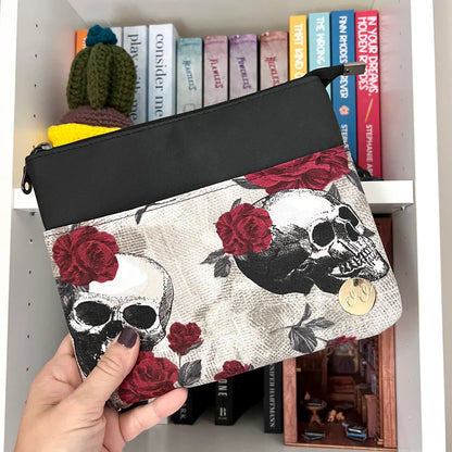 Horizontal Zipper Ereader Sleeves by Visuallyvee