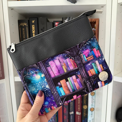 Horizontal Zipper Ereader Sleeves by Visuallyvee