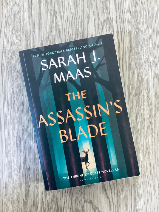 The Assassin's Blade (Throne of Glass #0.1-0.5) by Sarah J. Maas-Used