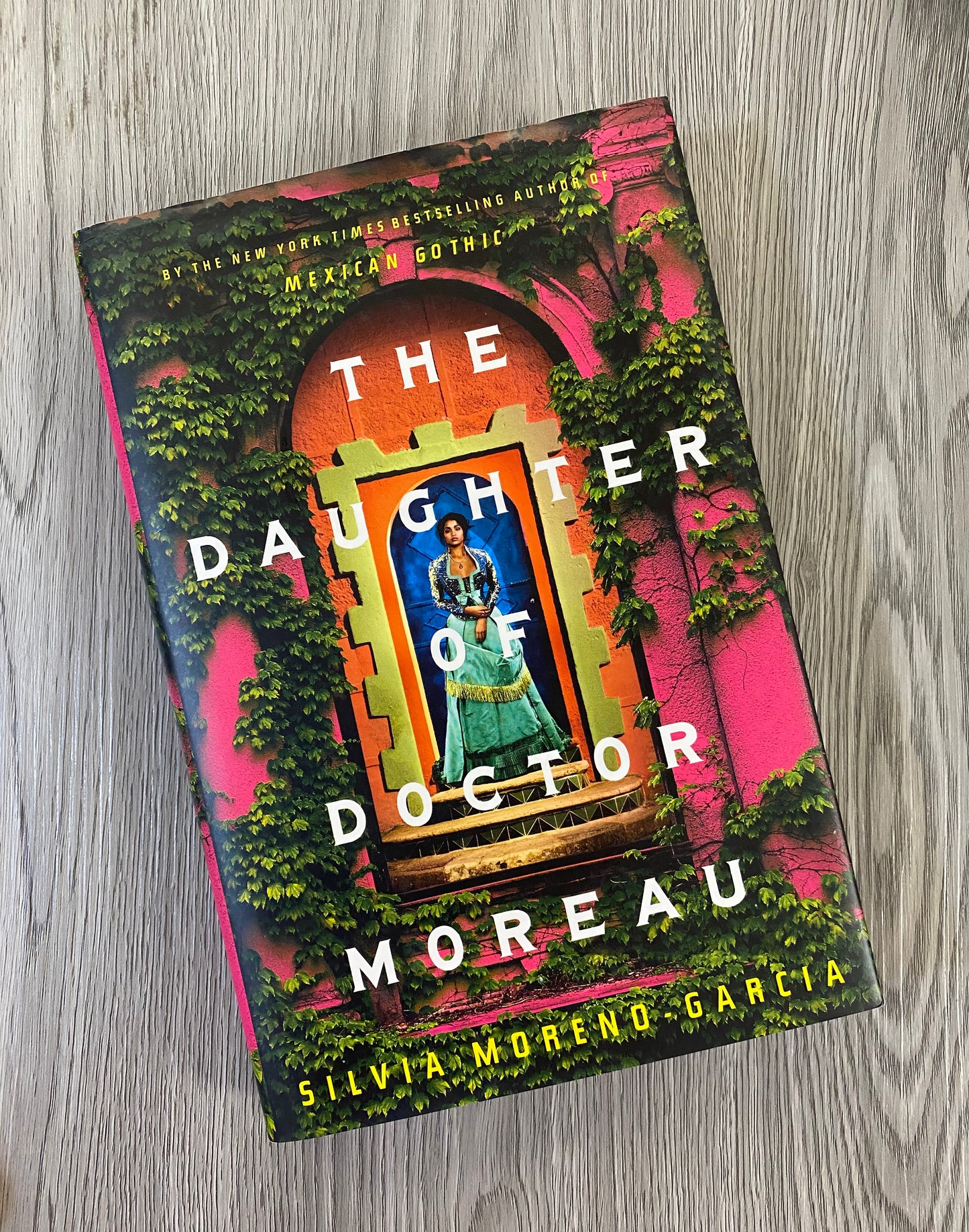 The Daughter of Doctor Moreau by Silvia Moreno Garcia - Hardcover