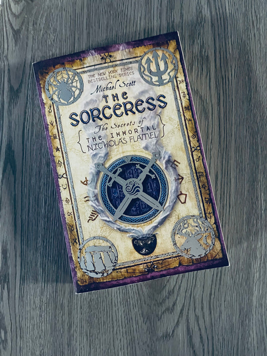 The Sorceress (The Secrets of the Immortal Nicholas Flamel #3) by Michael Scott-Used