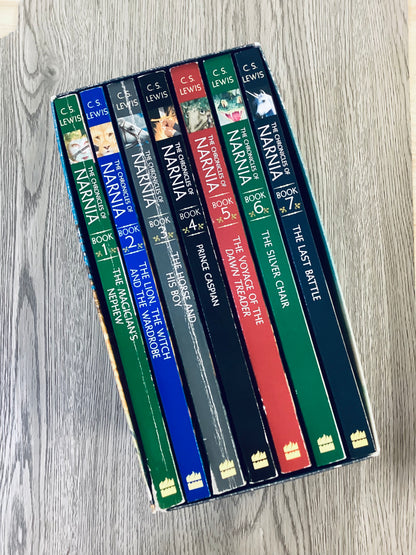Chronicles of Narnia Box Set by C.S. Lewis