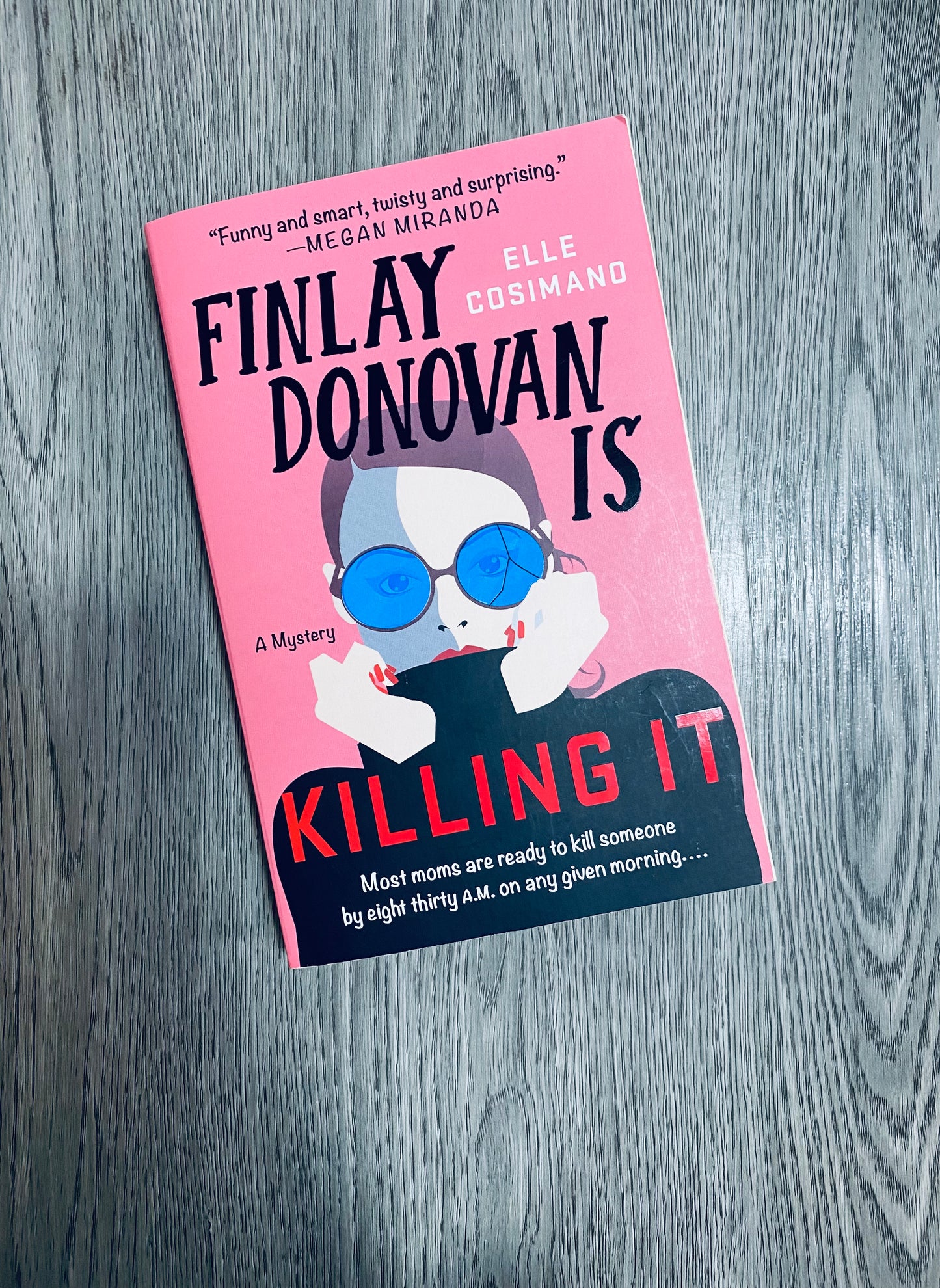 Finlay Donovan is Killing It (Finlay Donovan #1) by Elle Cosimano-Pocketbook Used