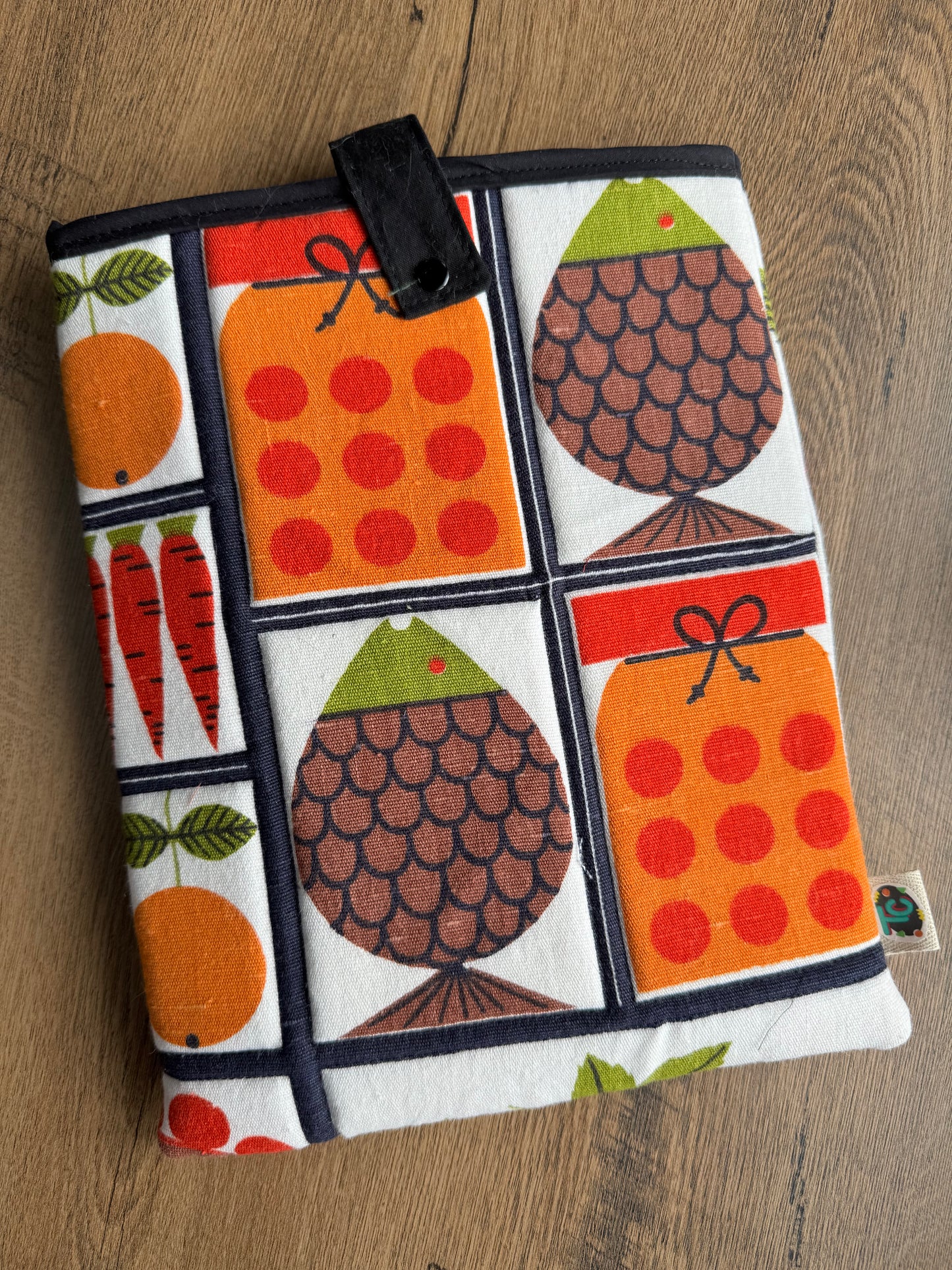 Book Sleeves-Totally Crafty