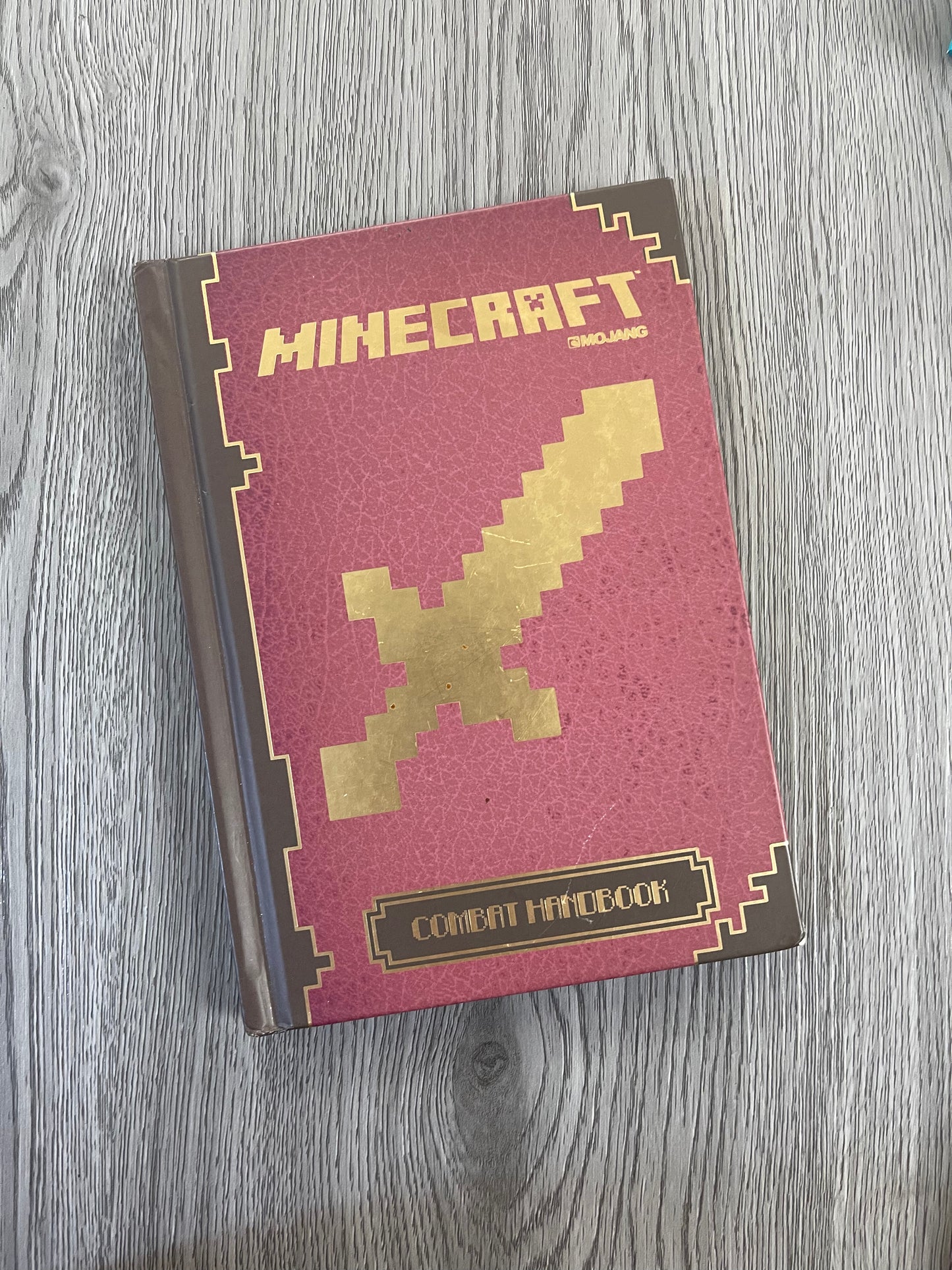 Mindcraft Handbooks by Mojang