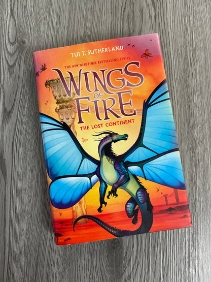 Wings of Fire by Tui T. Sutherland-Used
