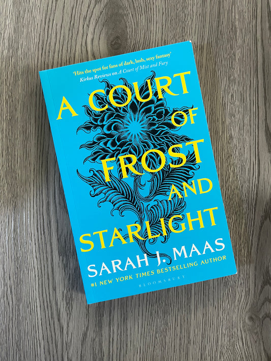 A Court of Frost and Starlight (ACOTAR #3.1) by Sarah J. Maas-Used