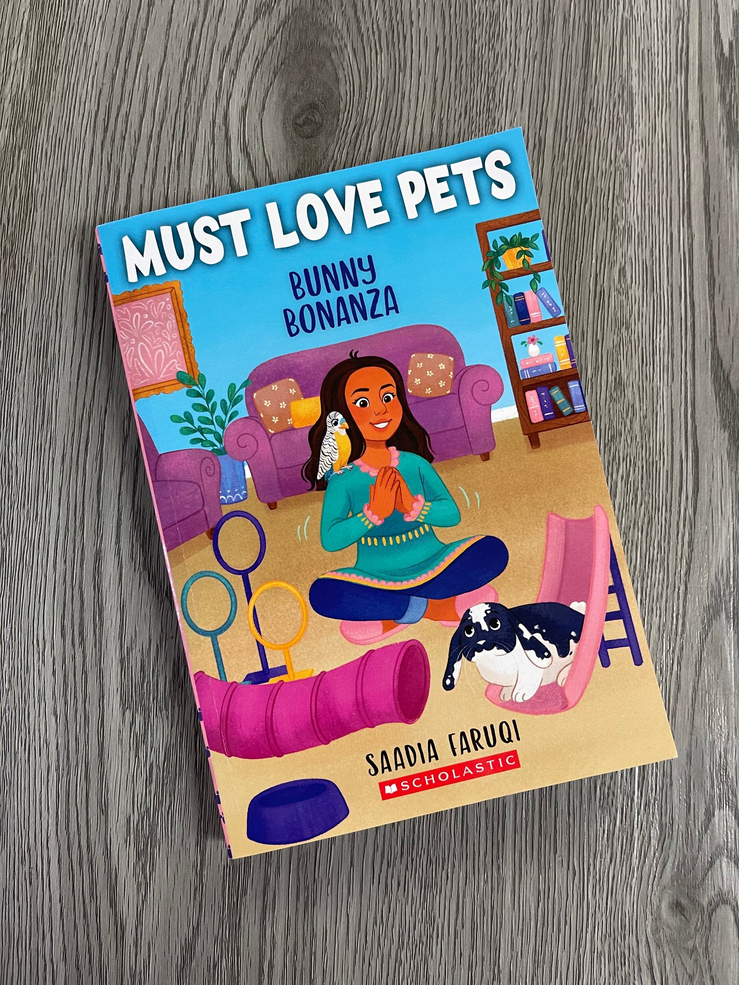 Bunny Bonanza (Must Love Pets #3) by Saadia Faruqi-Used