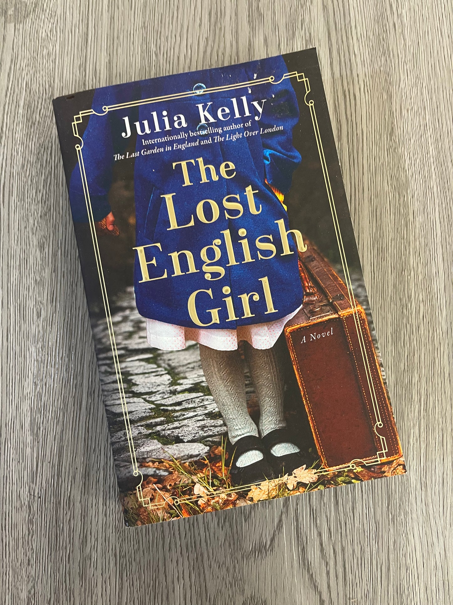 The Lost English Girl by Julia Kelly