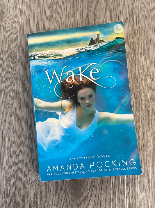 Wake (Watersong #1) by Amanda Hocking-Used