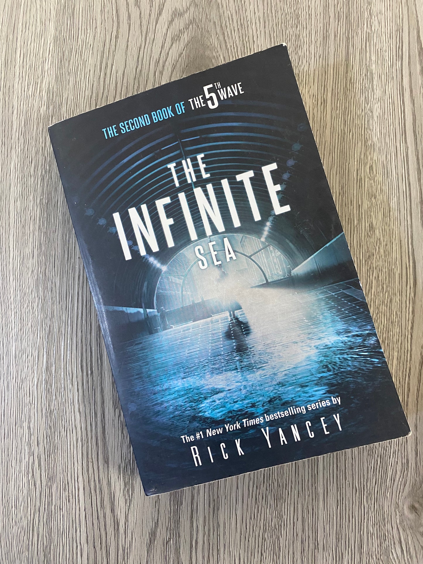 The Infinite Sea(The 5th Wave #2)by Rick Yancey