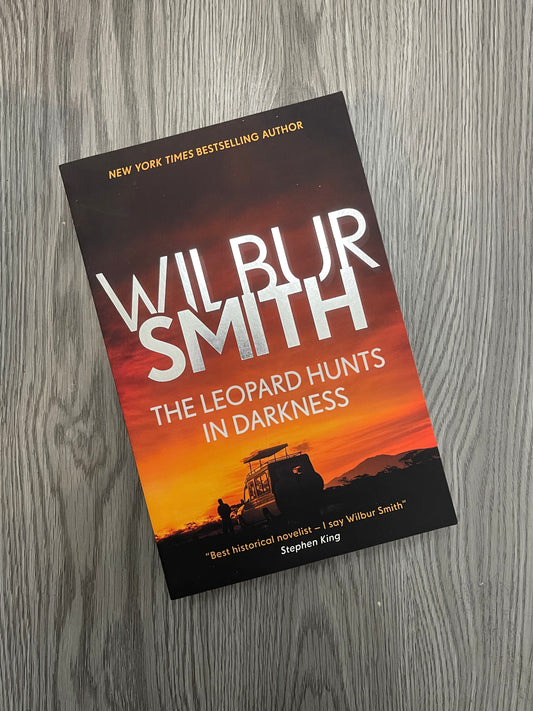 The Leopard Hunts in Darkness  (Ballantyne #4 ) by Wilbur Smith-Used