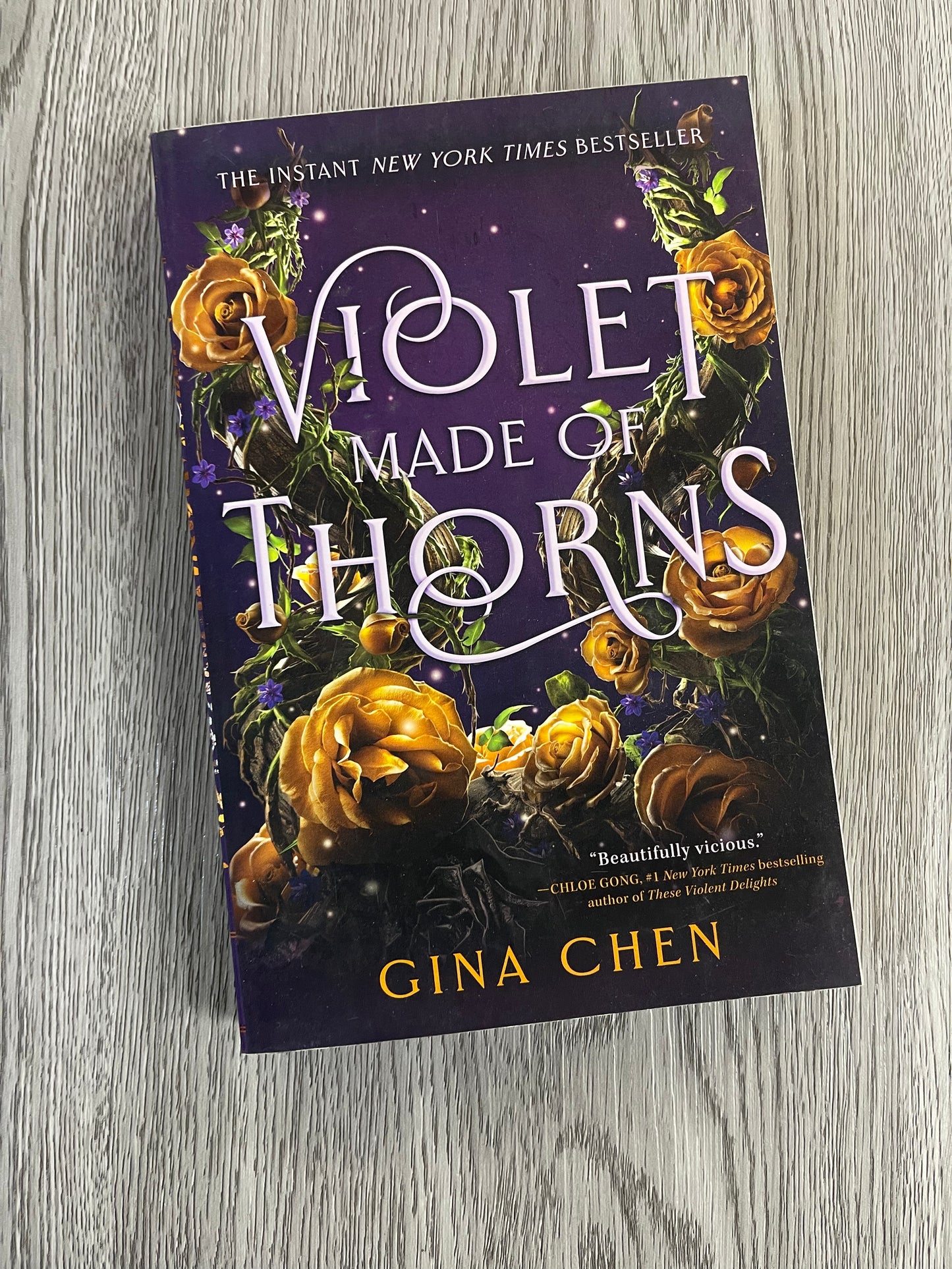 Violet Made of Thorns (Violet Made of Thorns #1) by Gina Chen - Hardcover Used