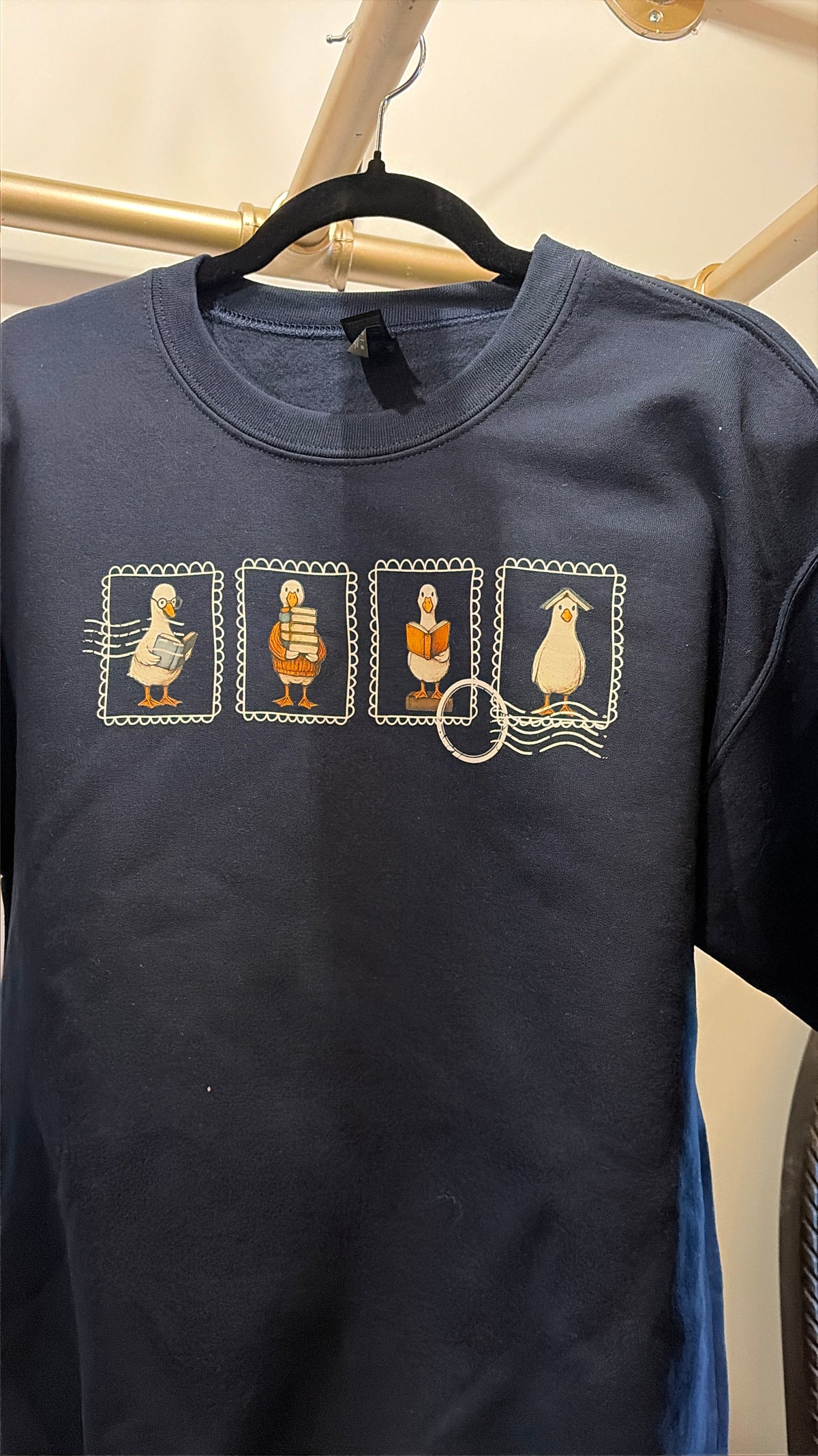 Sweatshirt: Book Goose - Navy