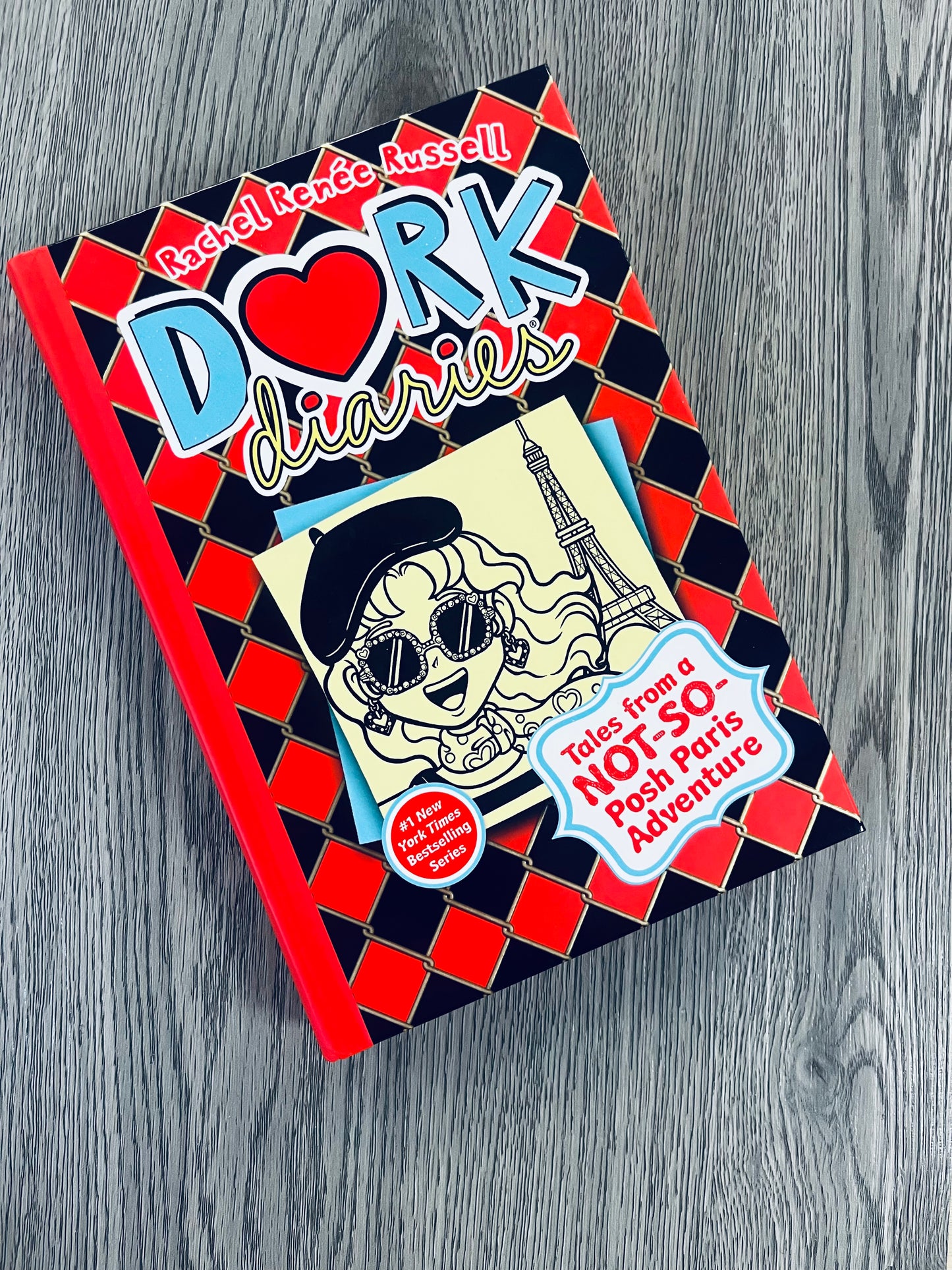 Dork Diaries by Rachel Reneé Russell - Used