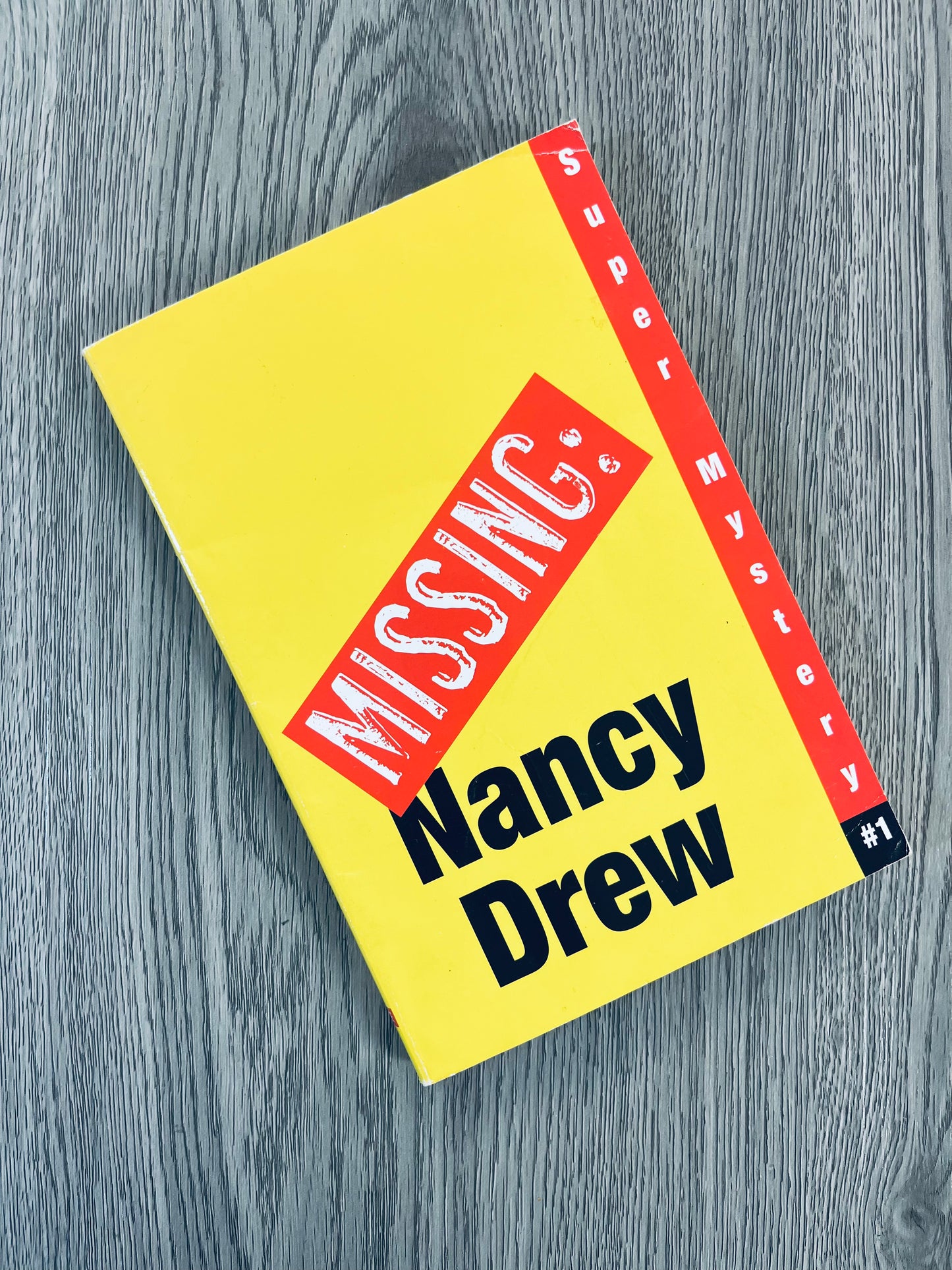 Nancy Drew by Carolyn Keene