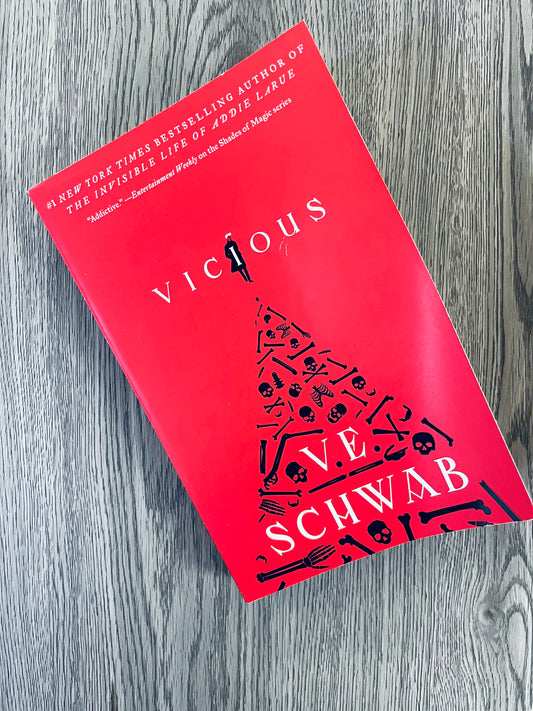 Vicious (Villains #1) by V.E. Schwab - Used