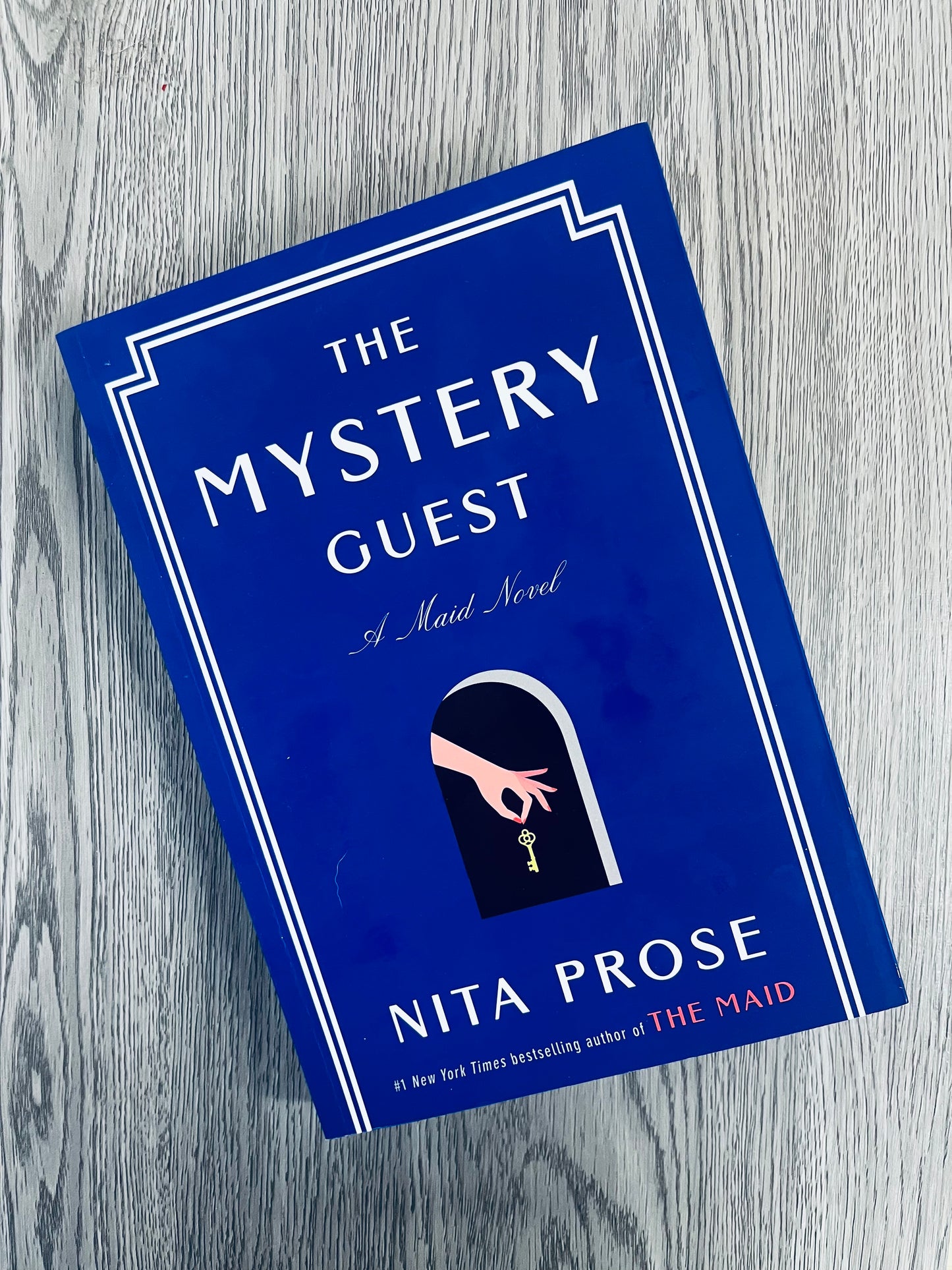The Mystery Guest (Molly the Maid #2) by Nita Prose-Used